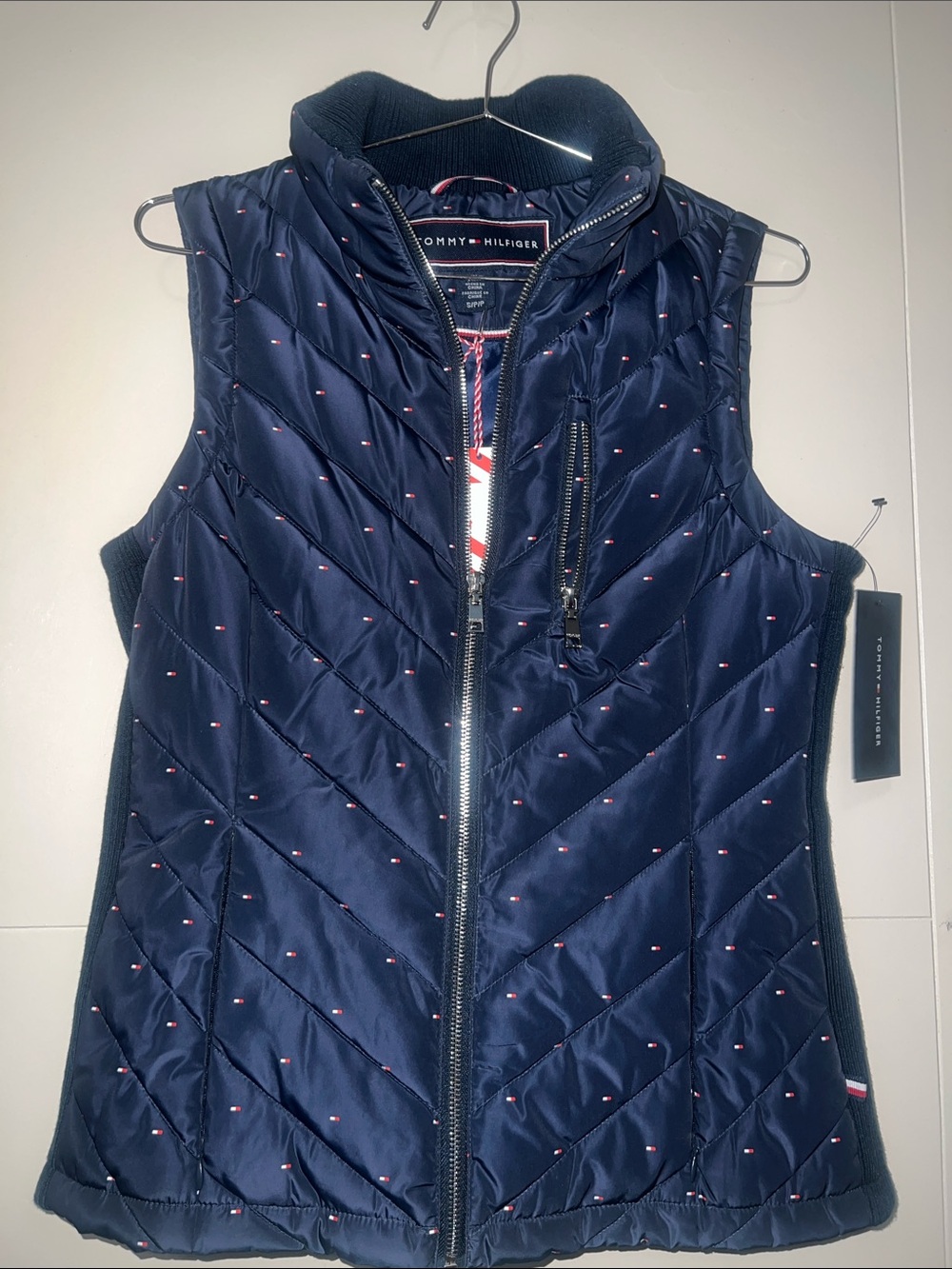 Tommy Hilfiger Navy Quilted Sleeveless Puffer Vest with Micro Flag Print